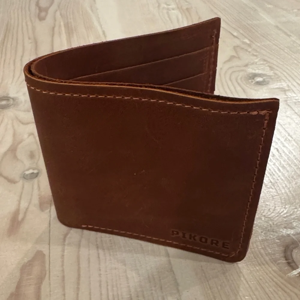 Piko 1988 Tan Leather Key & Card Holder
